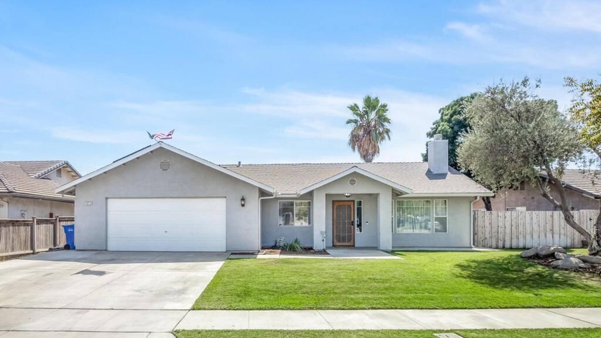 Lemoore House | Spacious Home near Surf Ranch w/Pool!