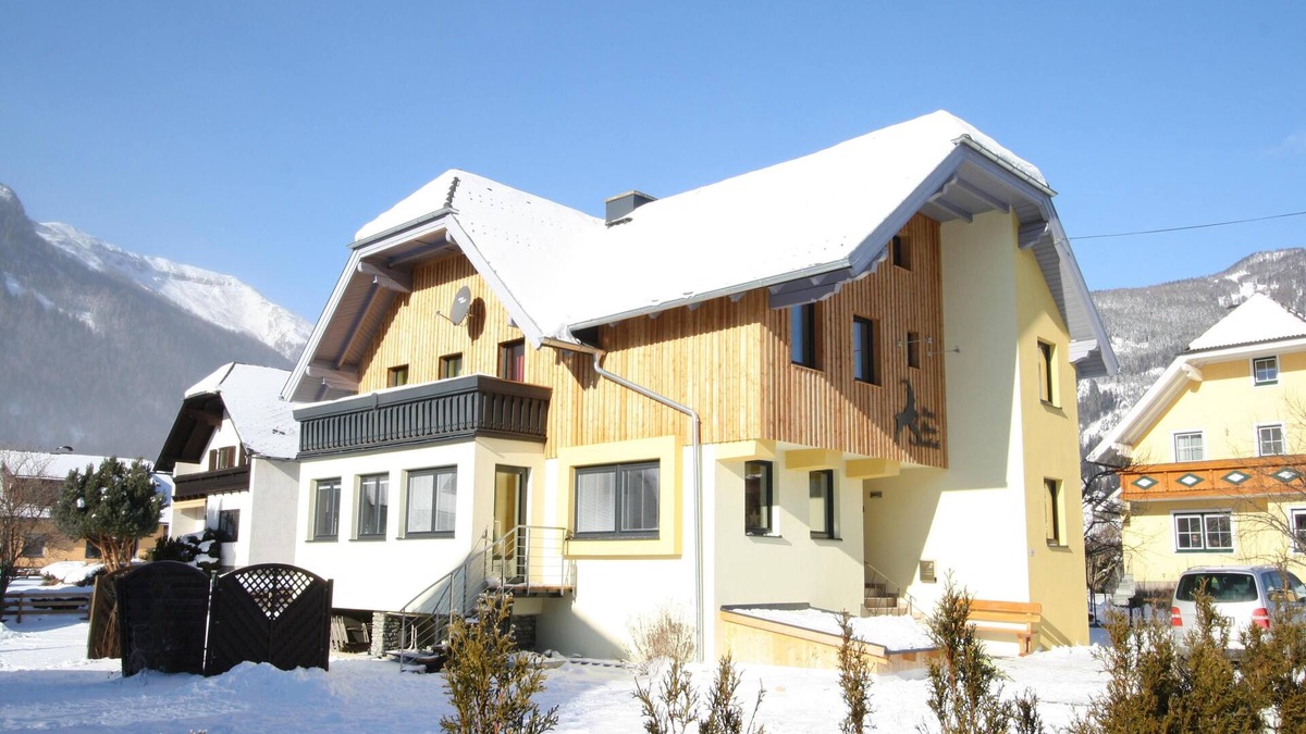 Mauterndorf House | Spacious home with sauna near the ski resort