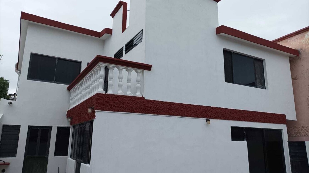 Coatzacoalcos House | Spacious house for 10, air conditioning and roku tv in each bedroom
