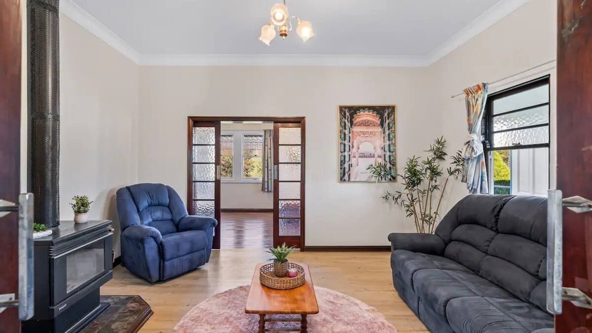 Drayton House | Spacious house in Drayton. Netflix, acreage Pets