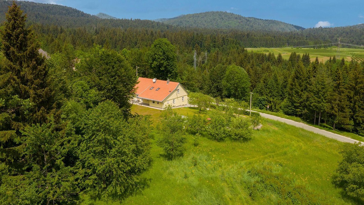 Stara Susica House | Spacious house in the green heart of Croatia.