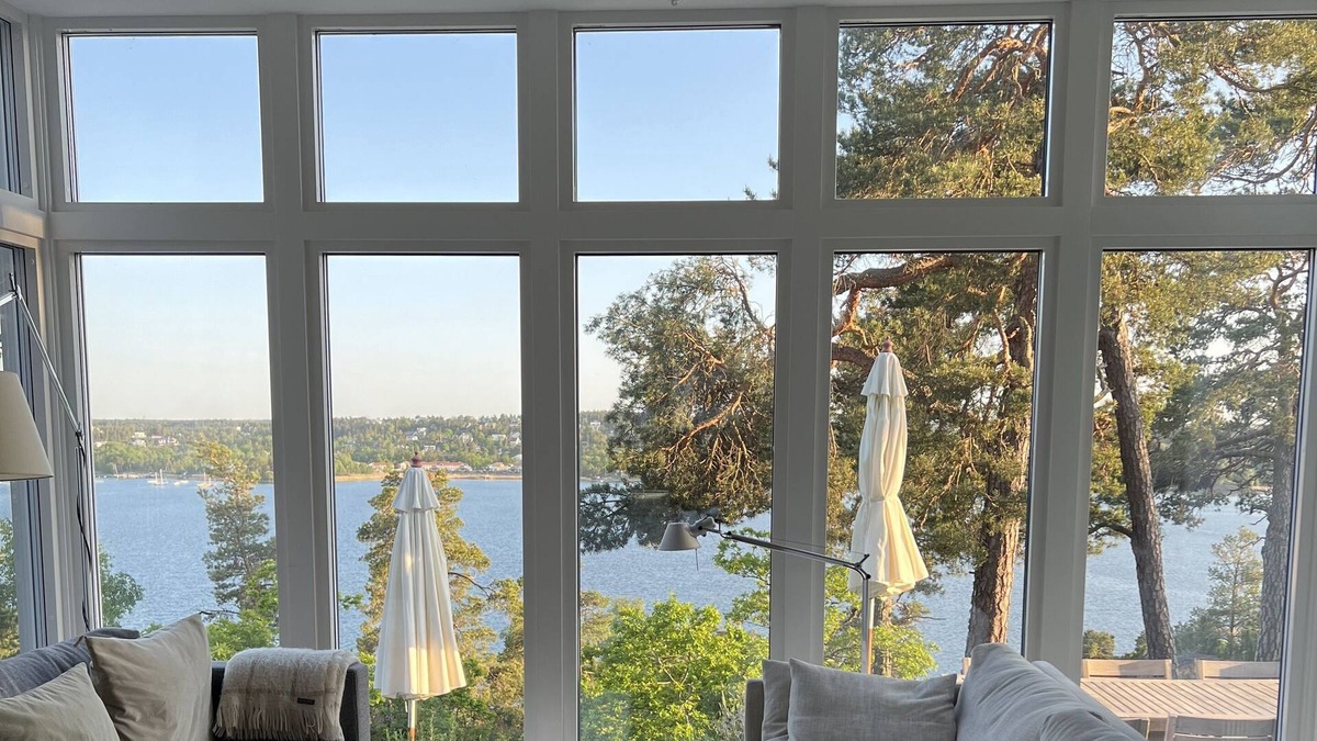 Saltsjobaden Other | Spacious house with lovely seaview in quiet seaside suburb