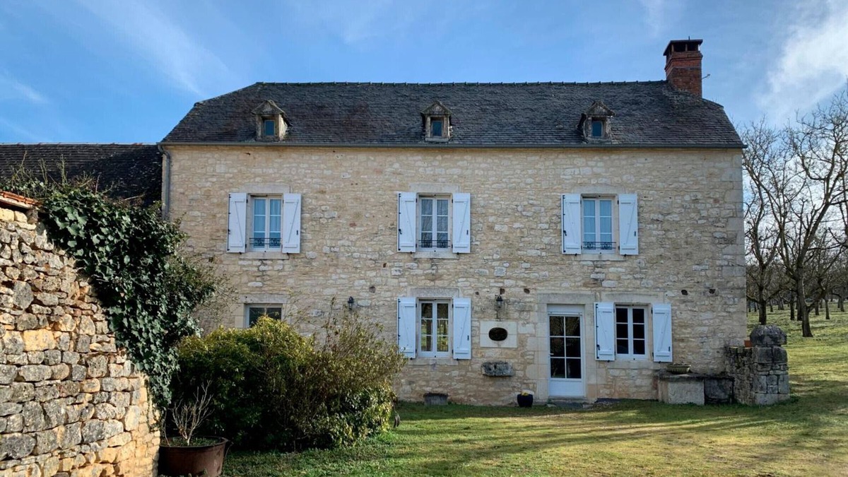 Jayac Cottage | Spacious house with garden in Jayac, 3 bedrooms