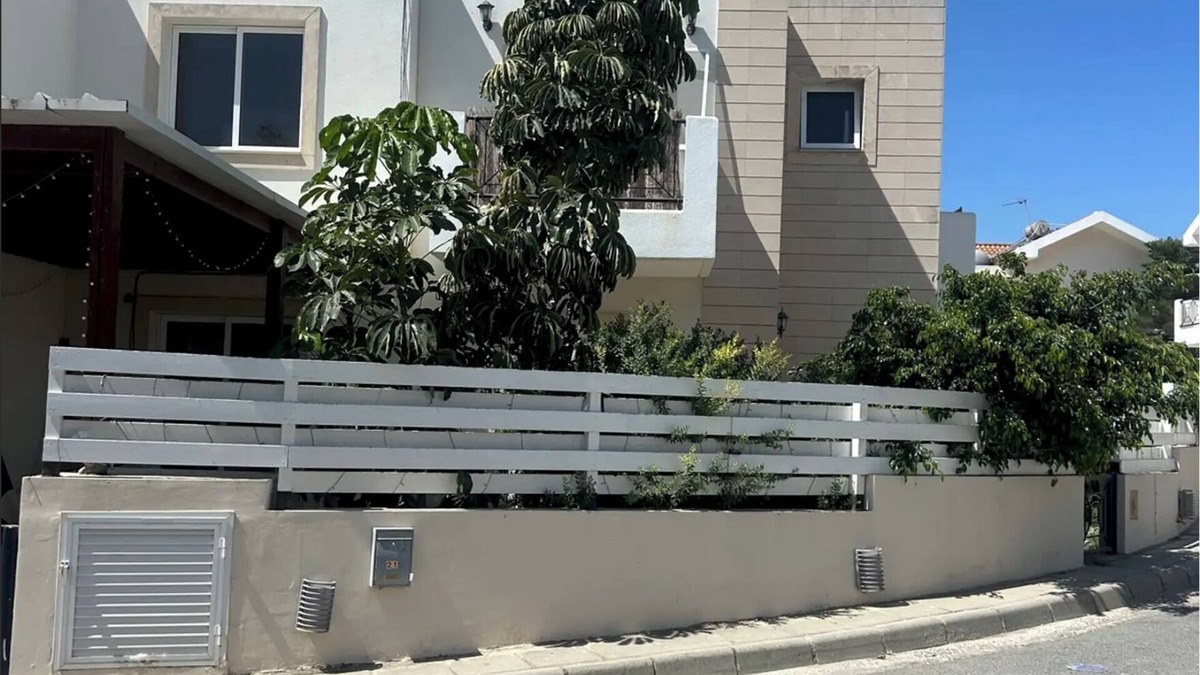 Oroklini House | SPACIOUS HOUSE WITH POOL AND ALL AMENITIES, APPROX. 150 m², LARNACA/ZYPERN