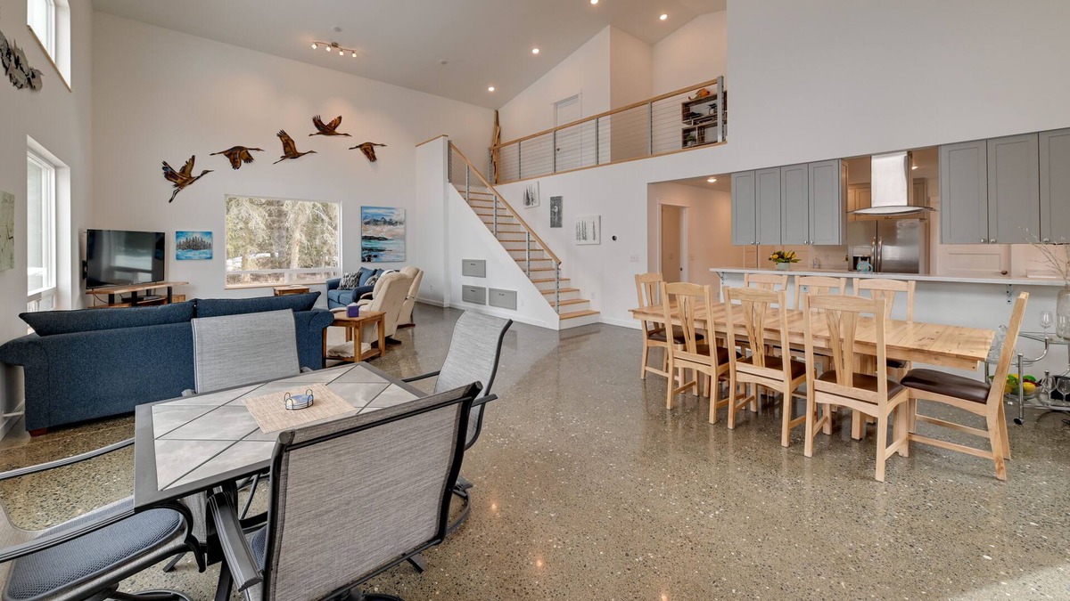 Kenai House | Spacious Kenai Getaway w/ Views - Walk to Beach!