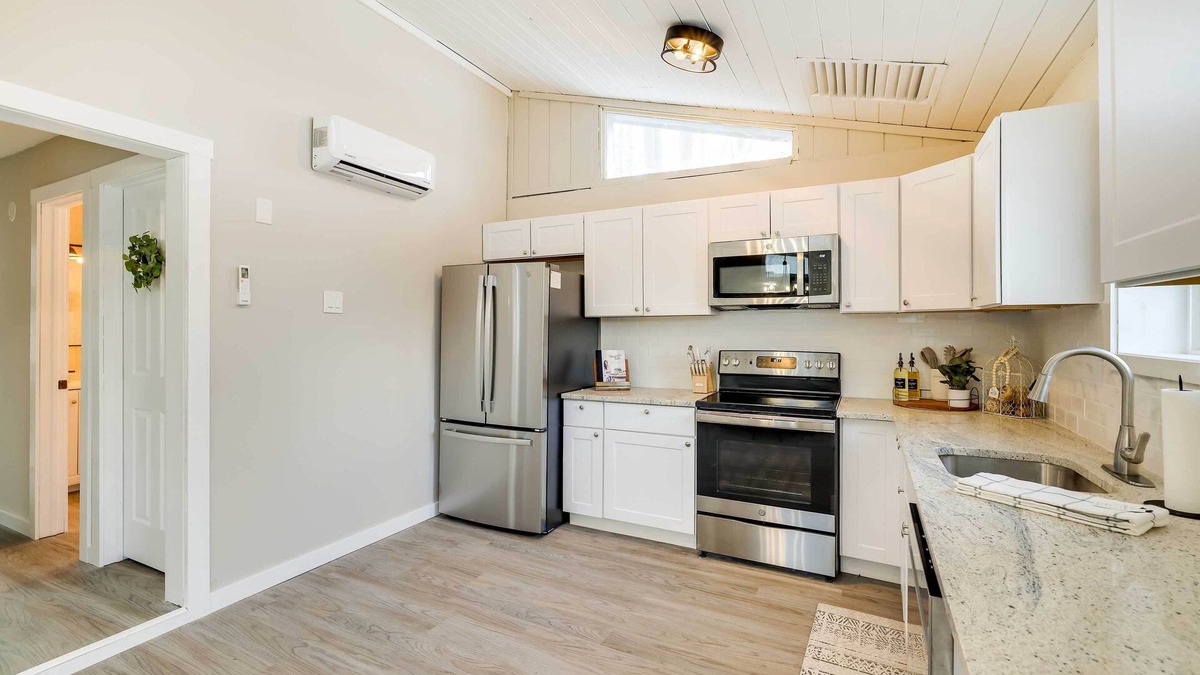 Hamlin House | Spacious Lake Ariel Home w/Community Amenities!