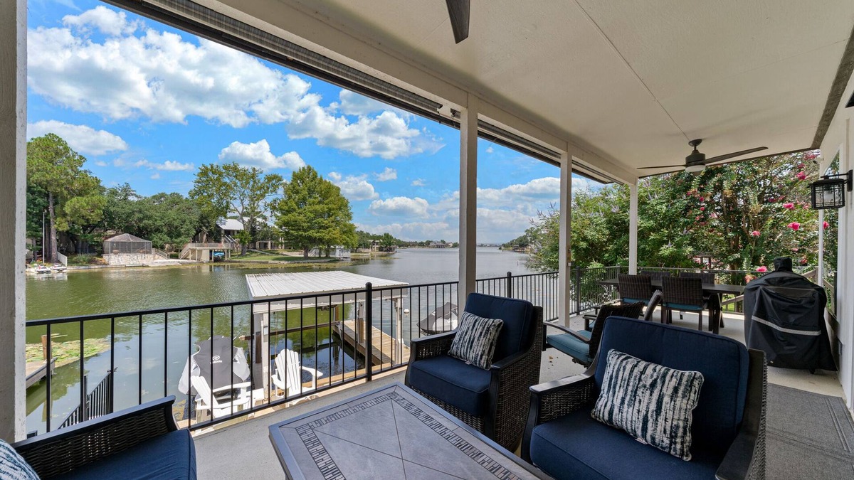 Horseshoe Bay House | Spacious Lakefront 5-Bdrm Retreat near HSB Resort