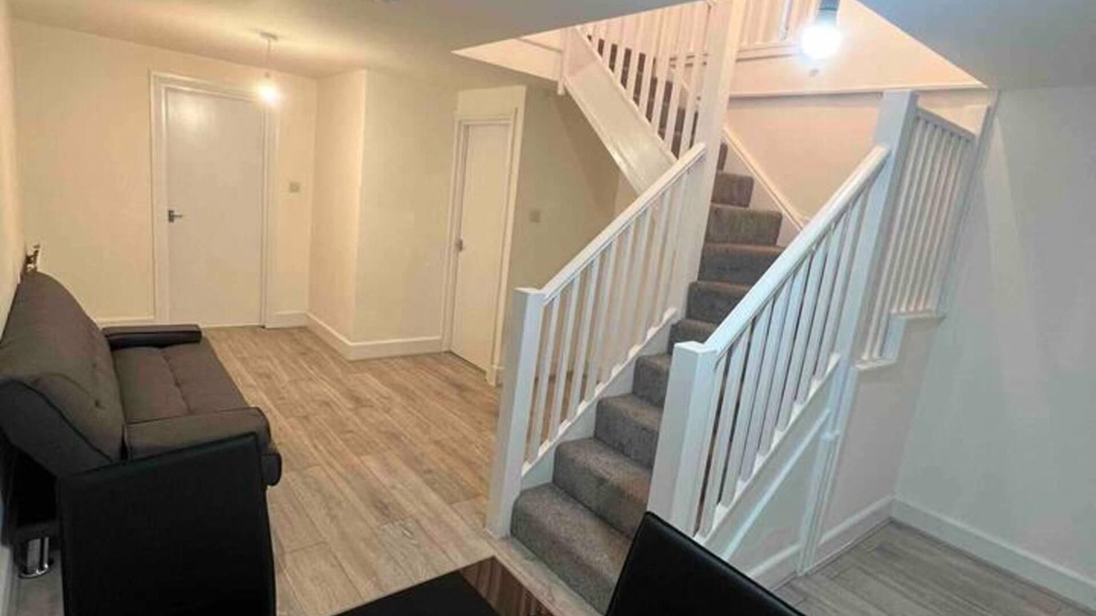 South Norwood Apartment | Spacious Luxury 2 Bedroom Apartment, Station 1min