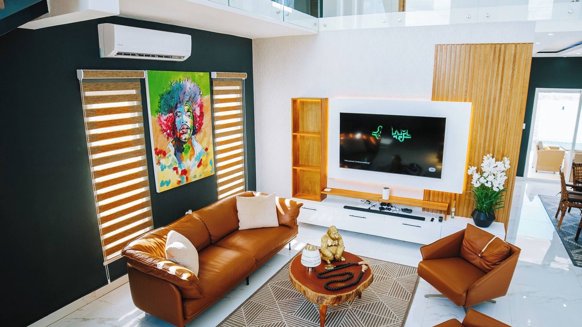 Cabarete Villa | Spacious Luxury 5-Bedroom, 7 Bath Villa w/AC & Wi-Fi - 15min North of Cabarete