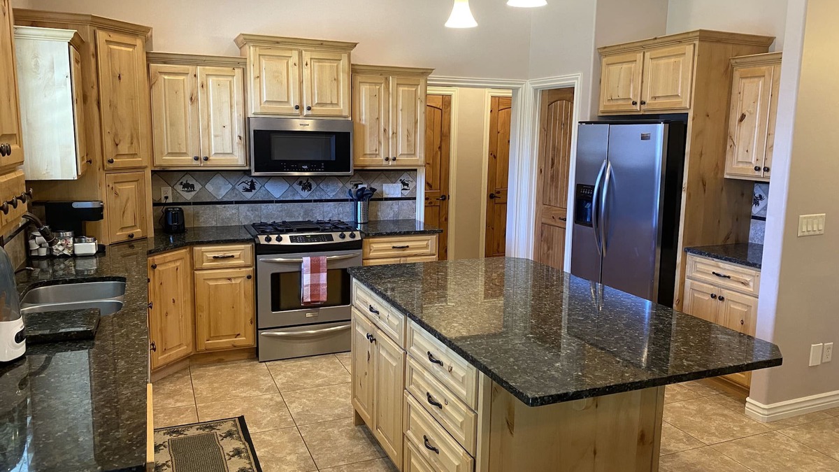 Idaho Falls House | Spacious Luxury Home in Heart of Idaho Falls
