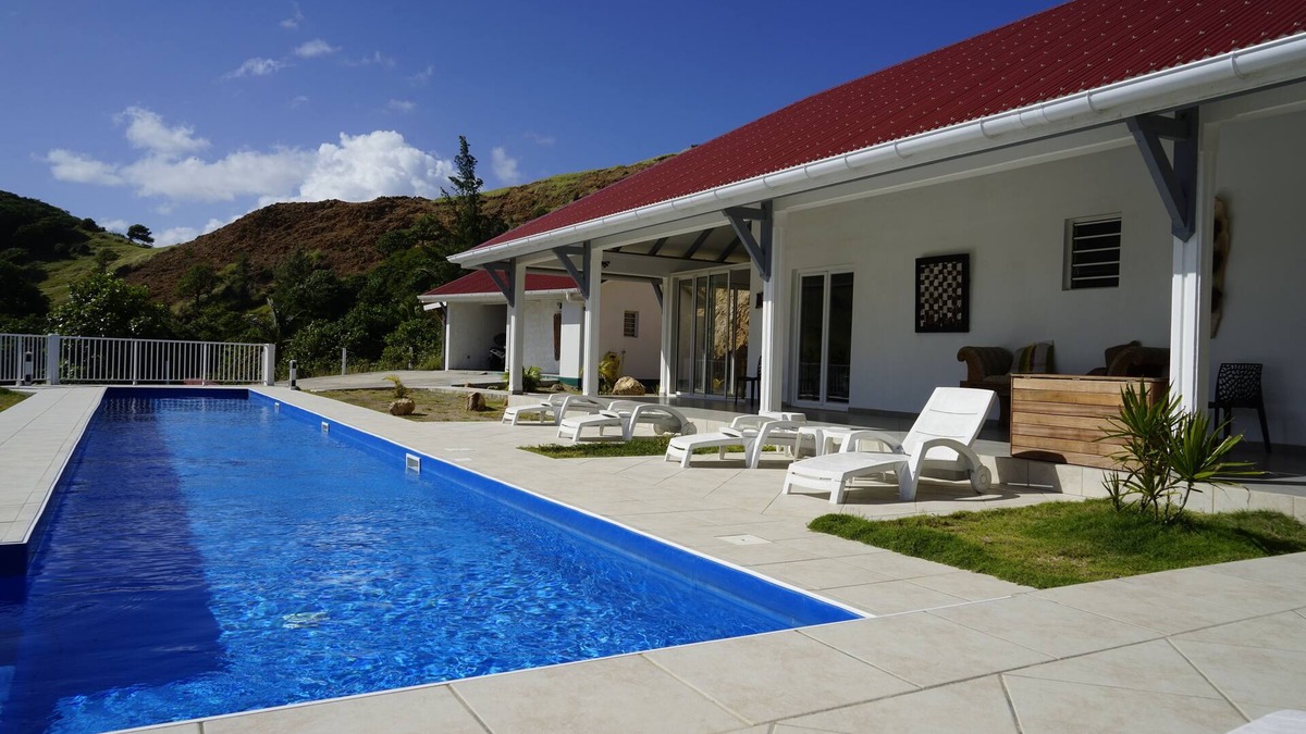 Terre-de-Haut Villa | Spacious Luxury villa sea view with large pool and jacuzzi