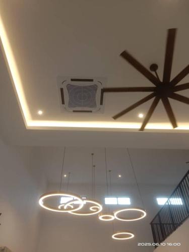 Kuantan House | Spacious Majestic Homestay
