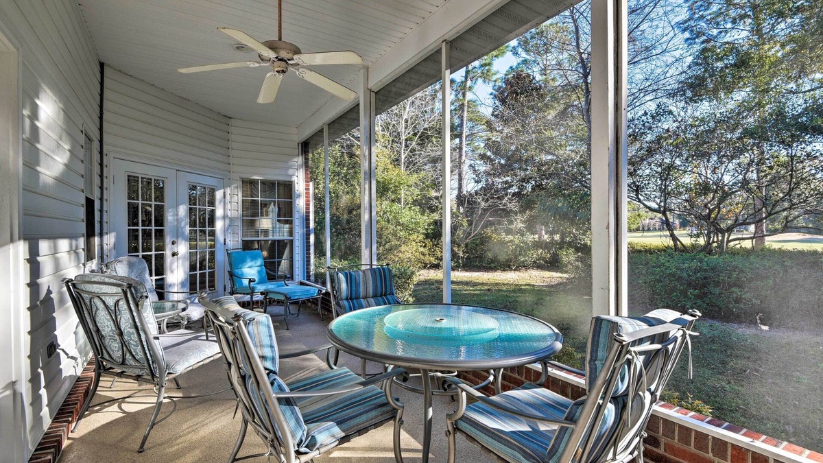 Milton House | Spacious Milton House w/Porch - on Golf Course!