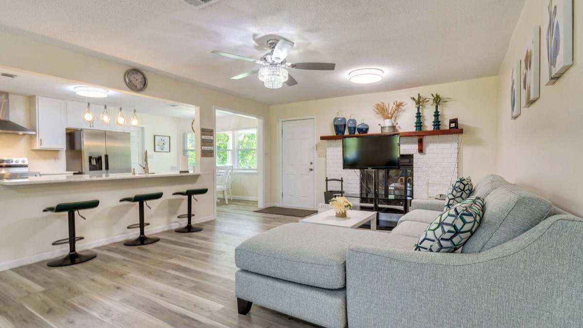 Florida Panhandle House | Spacious Milton Vacation Rental w/Pond On-Site