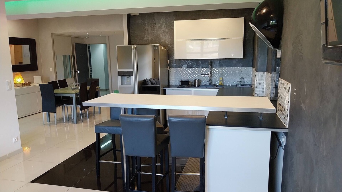 La Valette-du-Var Apartment | Spacious modern apartment - close to beaches and avenue 83