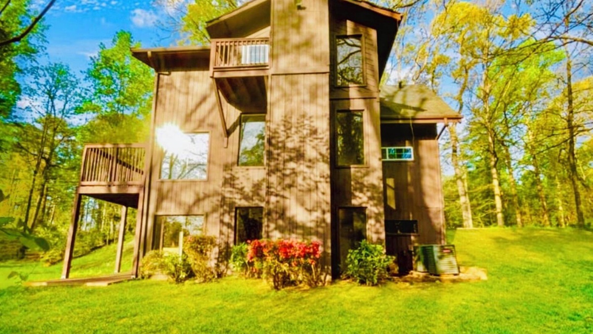 Church Street Ski Chalet | Spacious Modern Chalet near ATL Airport