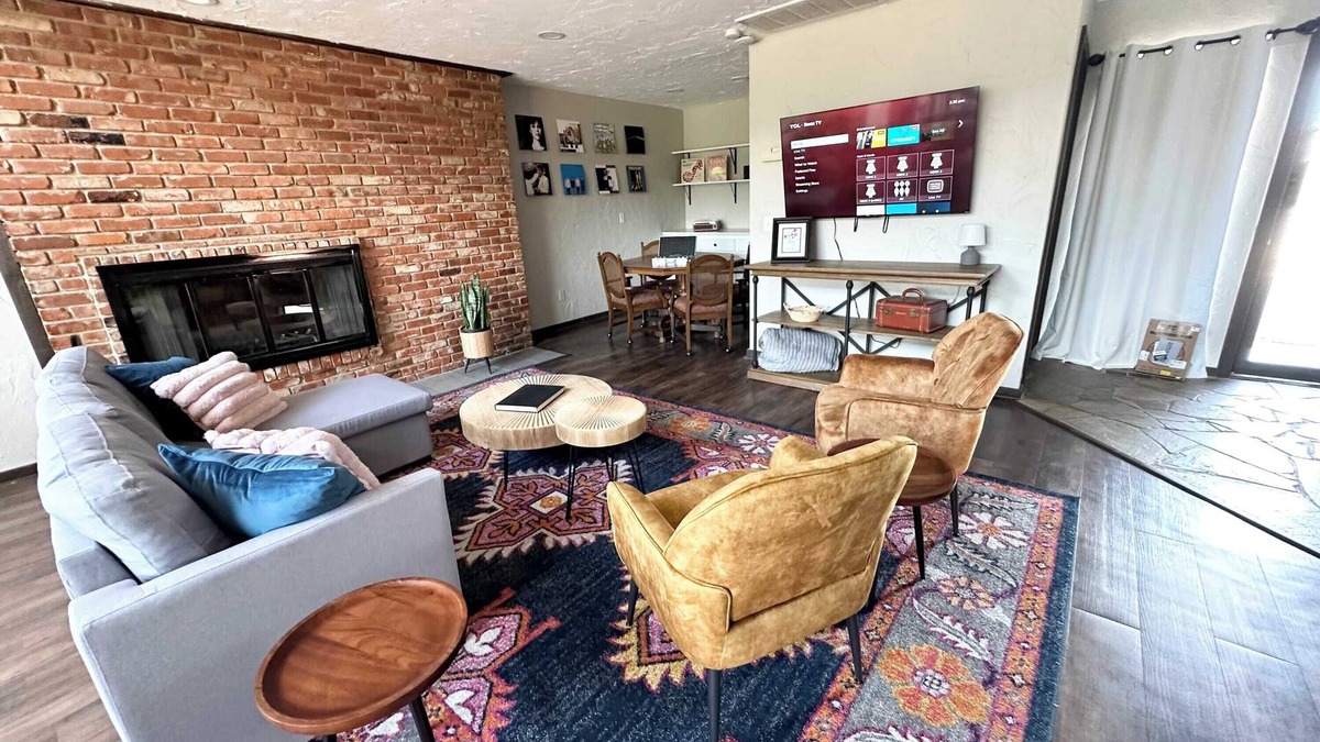 Quail Creek Apartment | Spacious Modern Duplex in Oklahoma City