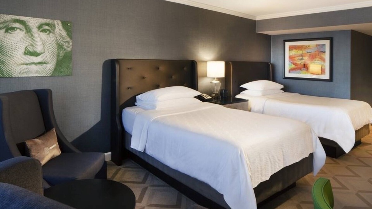 West End Hotel | Spacious, Modern Double Room Retreat in the Heart of Washington D.C, 2 Units