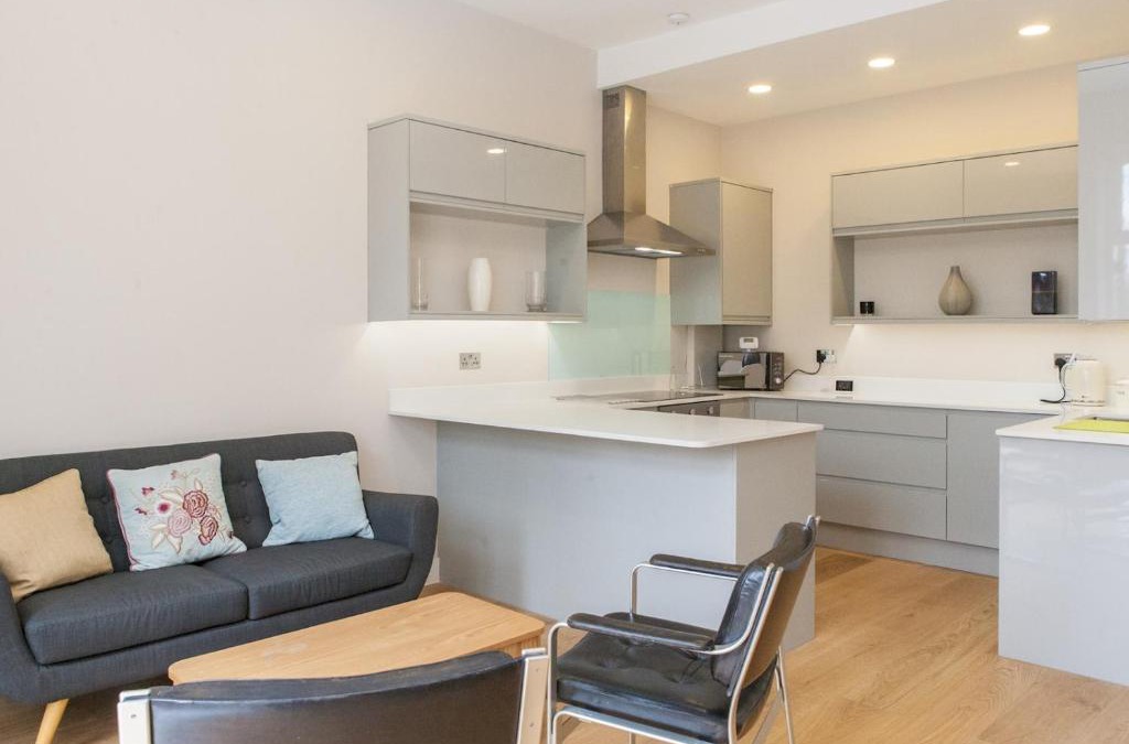 Ladywell Apartment | Spacious & modern flat with Sun Terrace near Greenwich and attractions