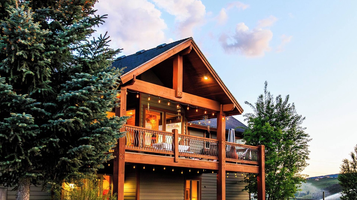 Coalville House | Spacious Mountain Retreat near Park City with Theater, Views and Hot Tub