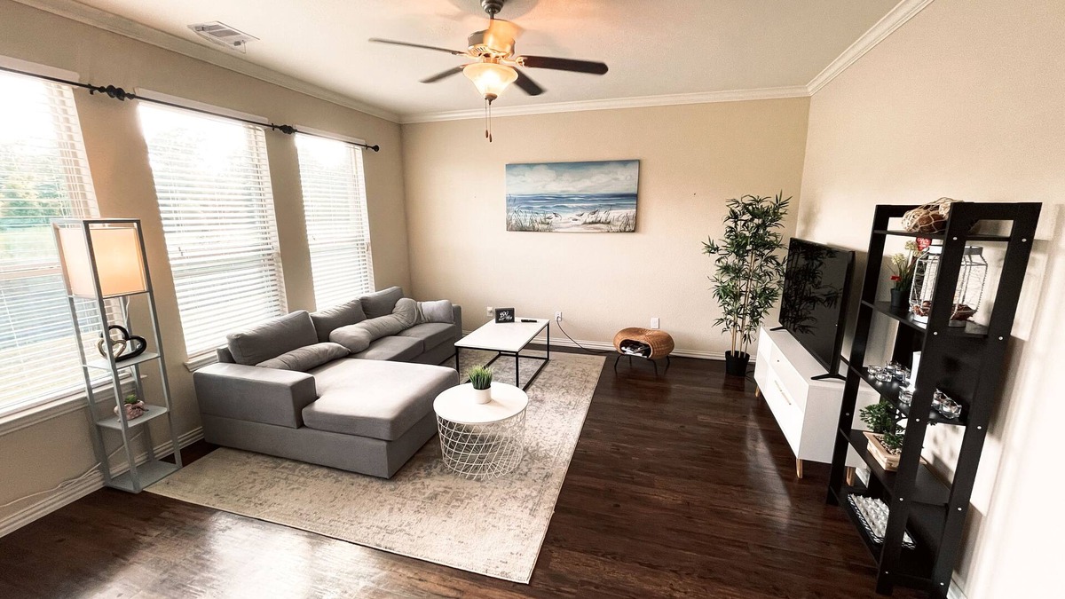 Conroe House | Spacious, New build 4 bedroom house in Conroe