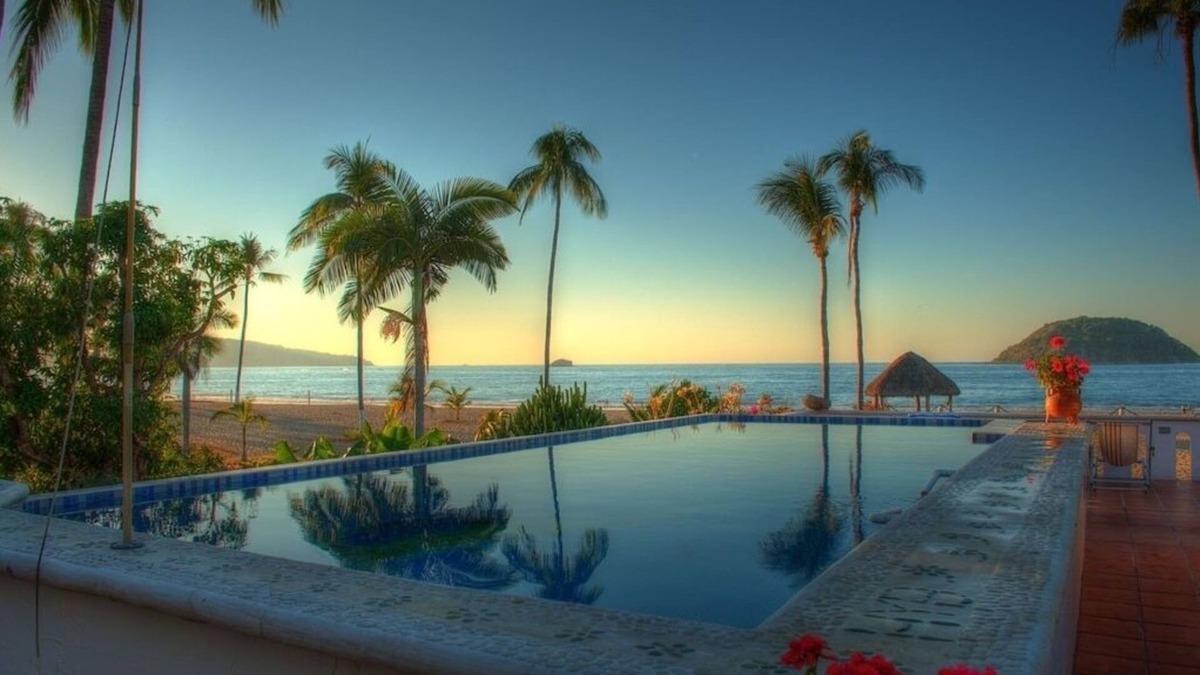 Rincon de Guayabitos Apartment | Spacious one bedroom oceanfront apartment
