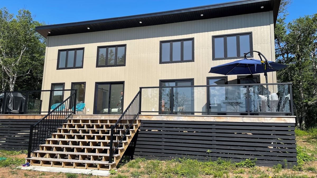 Aspy Bay House | Spacious Oceanfront Retreat Moments from the Cabot Trail