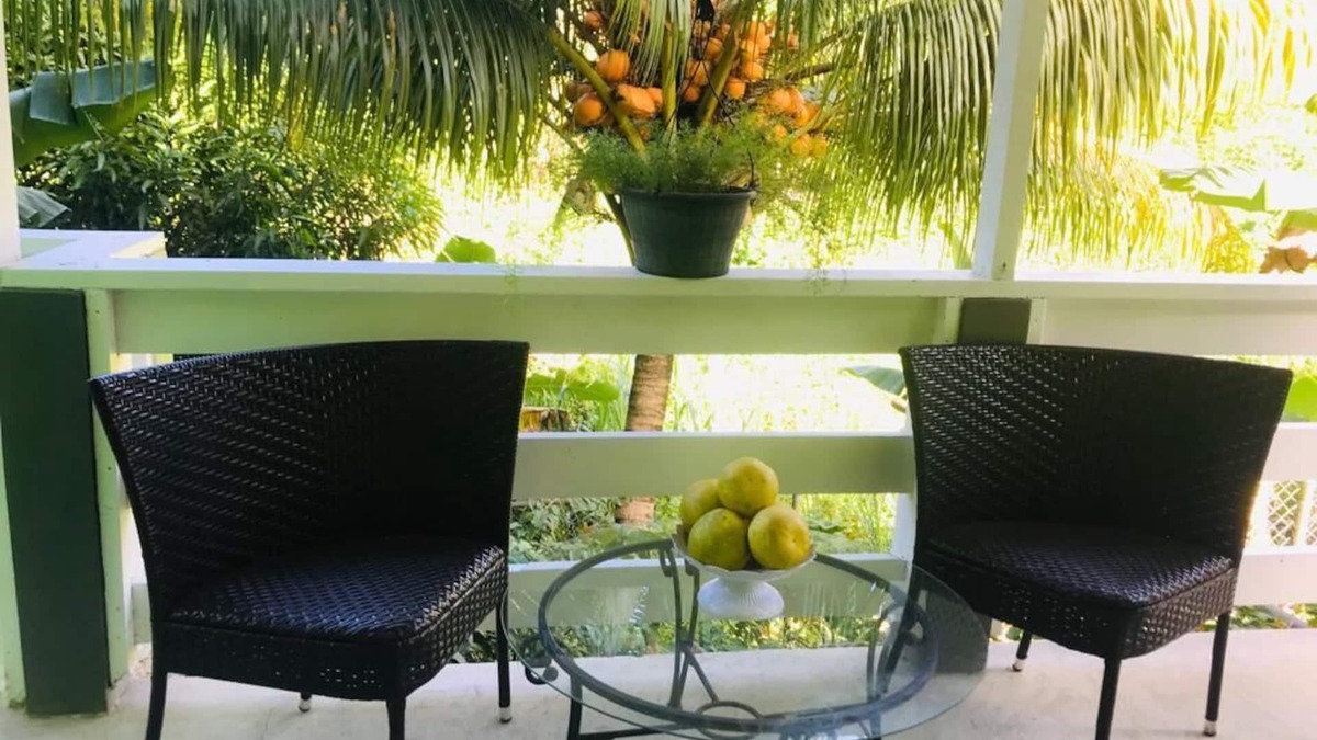 Castries Quarter Apartment | Spacious one bedroom apartment in a quiet Castries Suberb