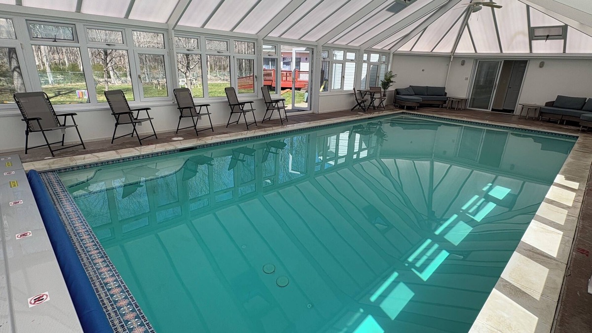 East Stroudsburg House | Spacious One-level House with Private Heated Indoor Pool for Family vacations