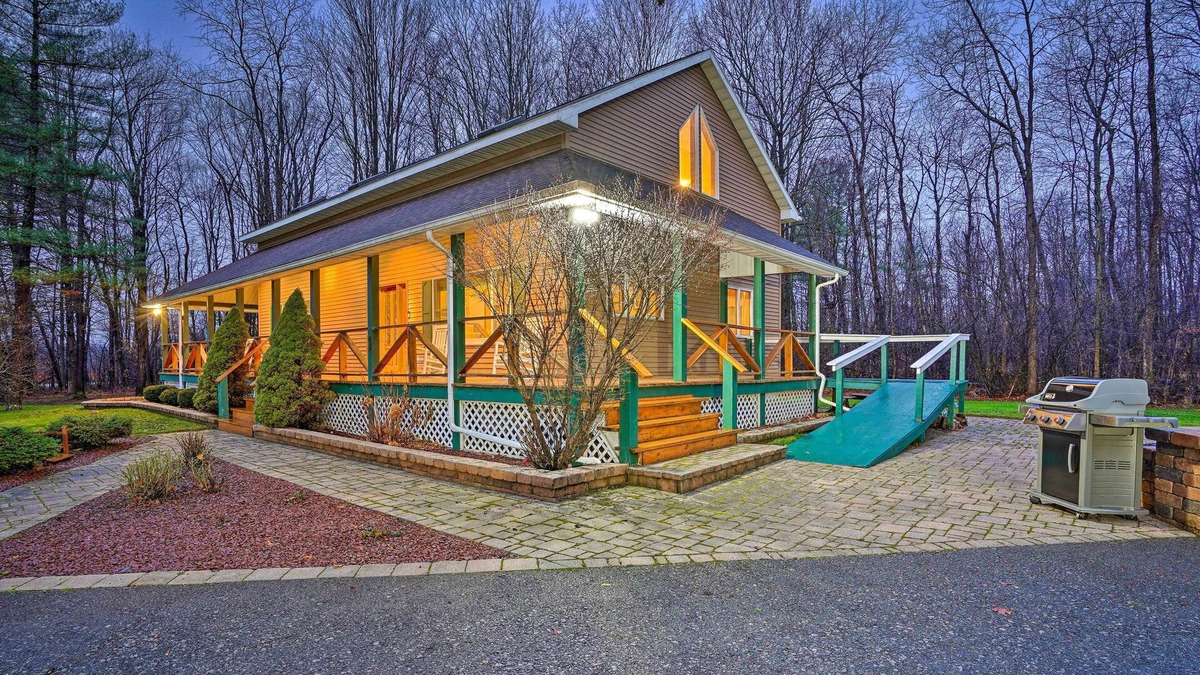 Oneida House | Spacious Oneida Retreat w/Game Room!