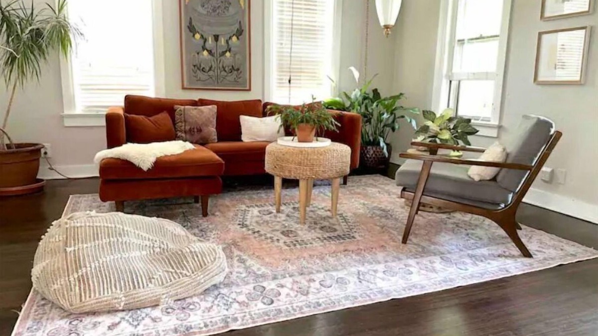 Bel Aire House | Spacious Party Hangout 10 minutes downtown