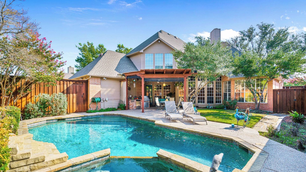 Plano House | Spacious Pet-Friendly Home Relaxing Backyard Oasis with Pool and SPA