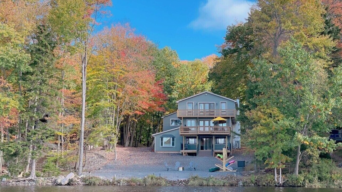 Pocono Lake House | Spacious Pocono Lakefront Retreat w/Amenities