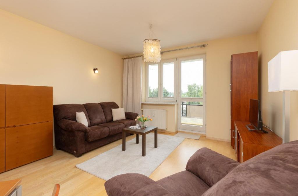 Pruszkow Apartment | Spacious & Quiet 1 Bedroom Apartment in Pruszków by Noclegi Renters