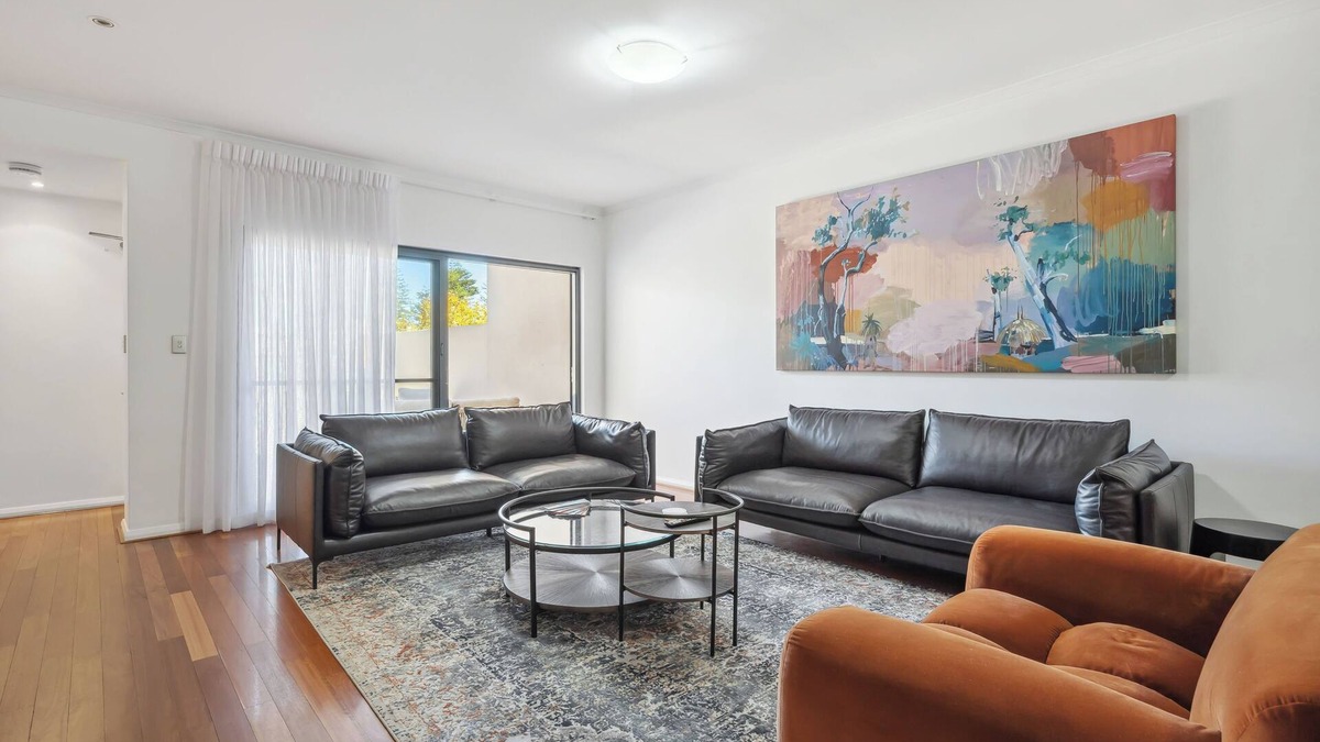 Fremantle Apartment | Spacious, Quiet, Luxury 2BR Apartment in the Heart of Fremantle