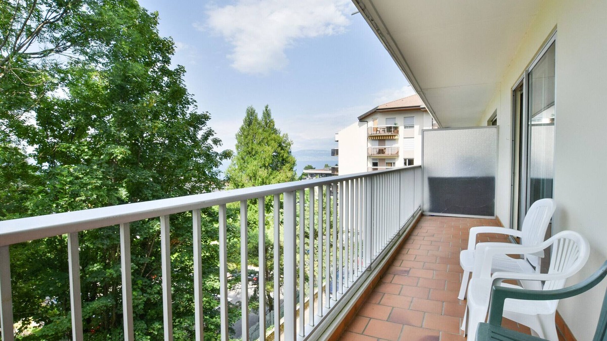 Evian-les-Bains Apartment | Spacious refurbished apartment with balcony and garage, near city center