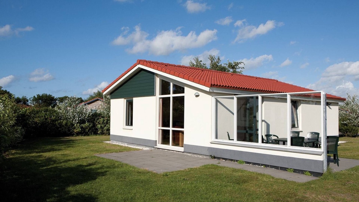 Hollum House | Spacious Renovated Villa with Sauna