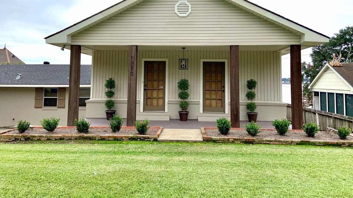 Ventress House | Spacious Retreat on False River