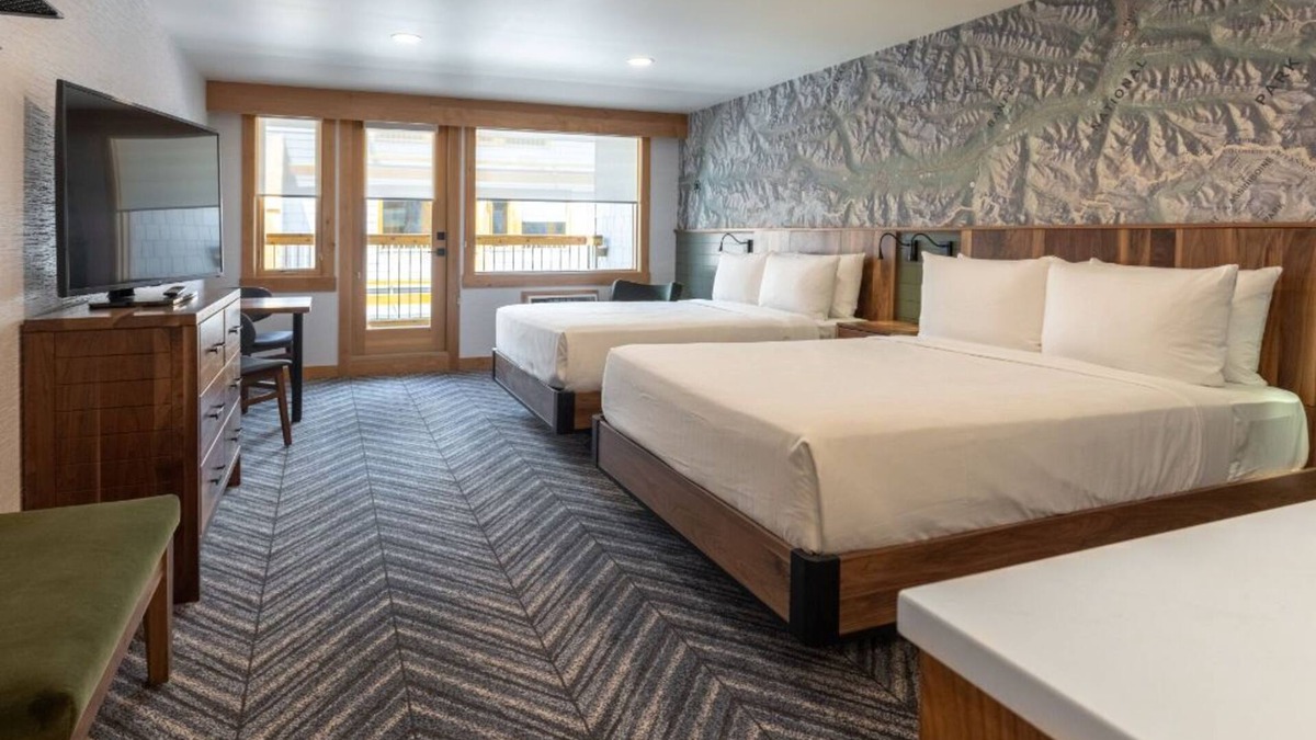 Banff Apartment | Spacious Room | Gas Fireplace + Balcony | EV Chrgr