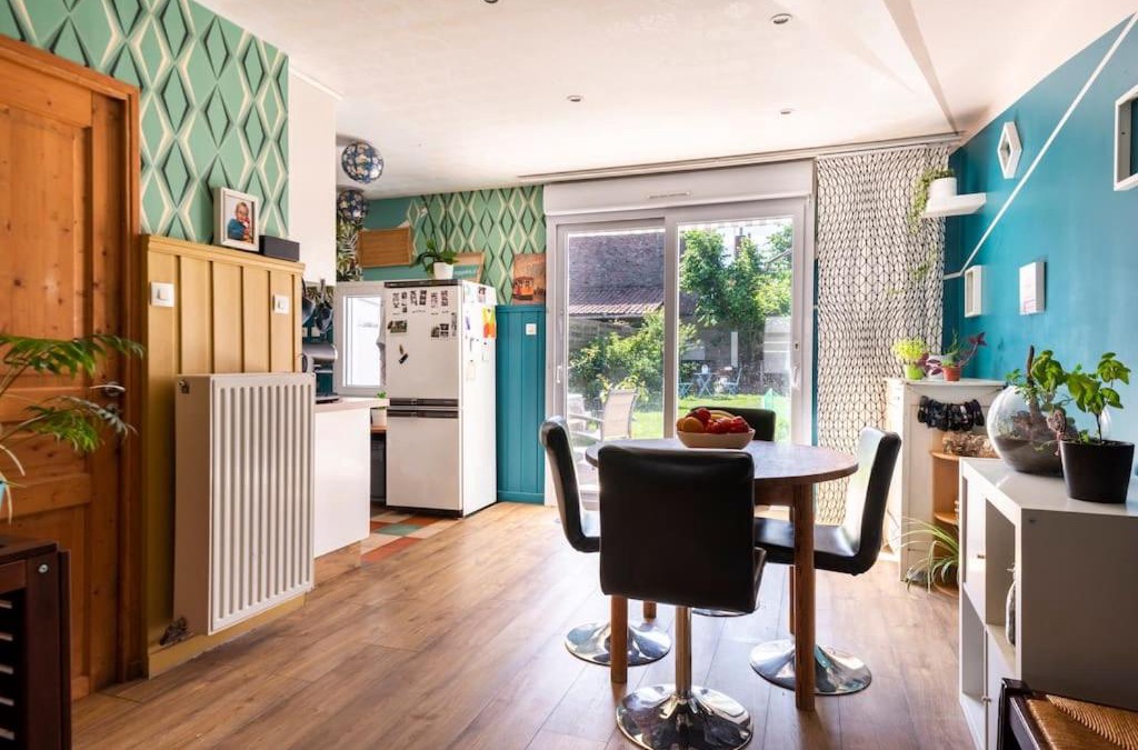 Lille Sud House | spacious room in tastefully decorated house