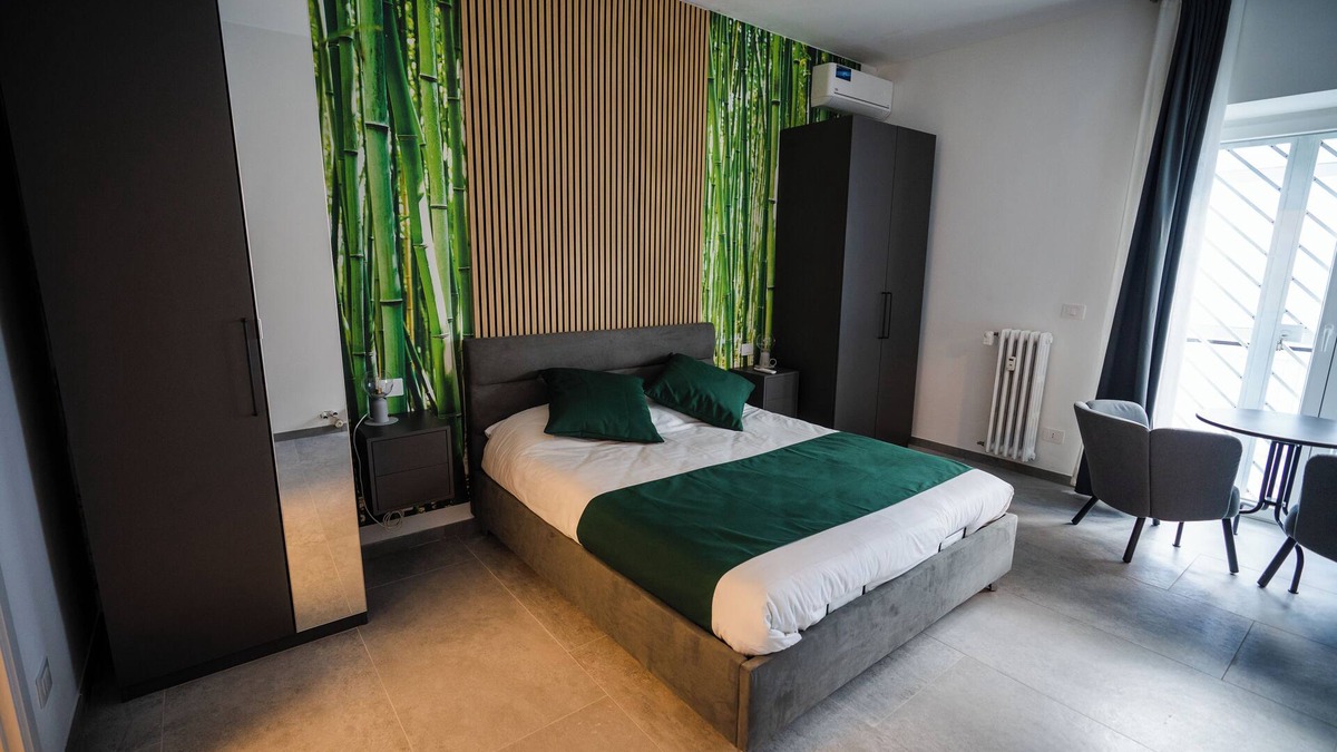 Ostiense Apartment | Spacious room with breakfast included, close to the Colosseum!