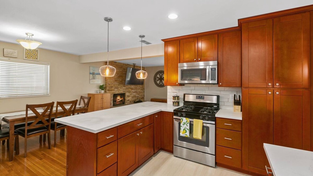 Serra Mesa House | Spacious San Diego Family home centrally located to stadium & famous beaches!