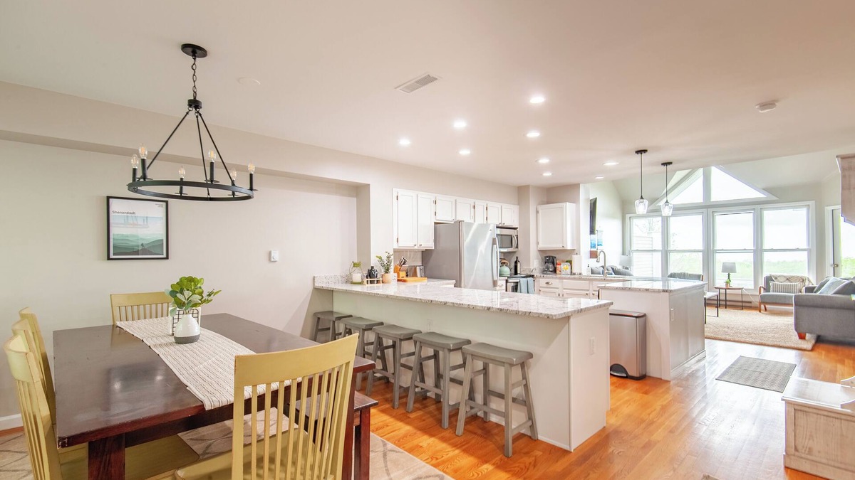 Nellysford House | Spacious + Serene Mtn Top Escape, 4 En Suites