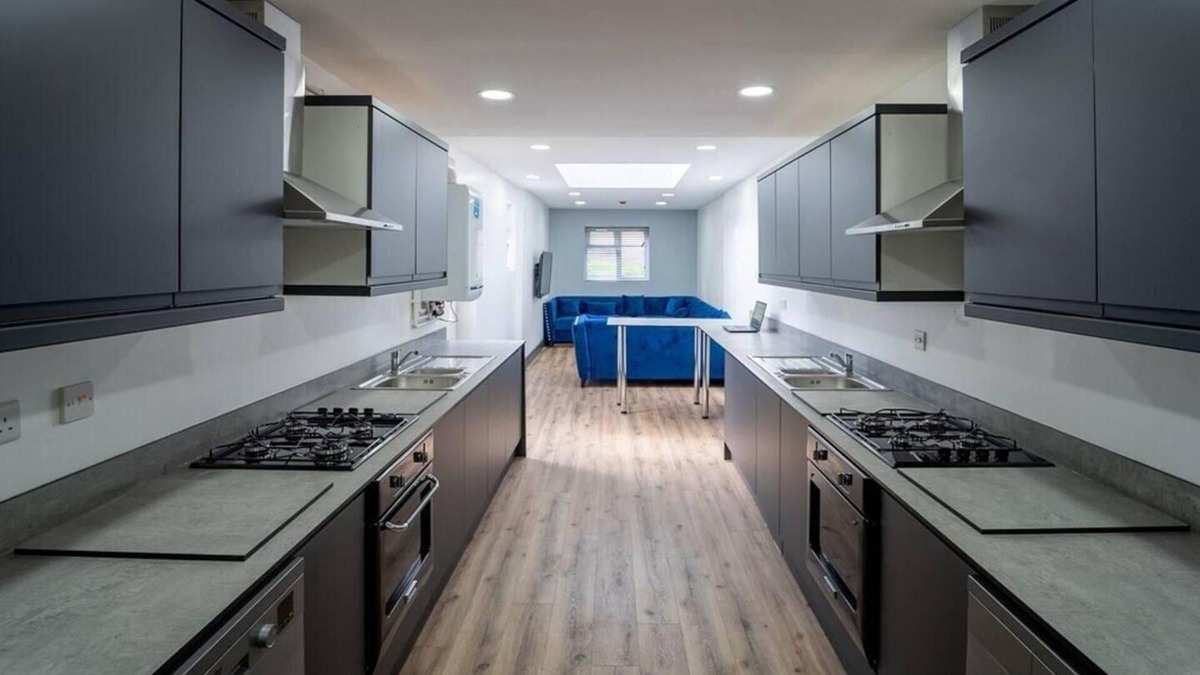 Birmingham Apartment | Spacious Studio Near City Centre!