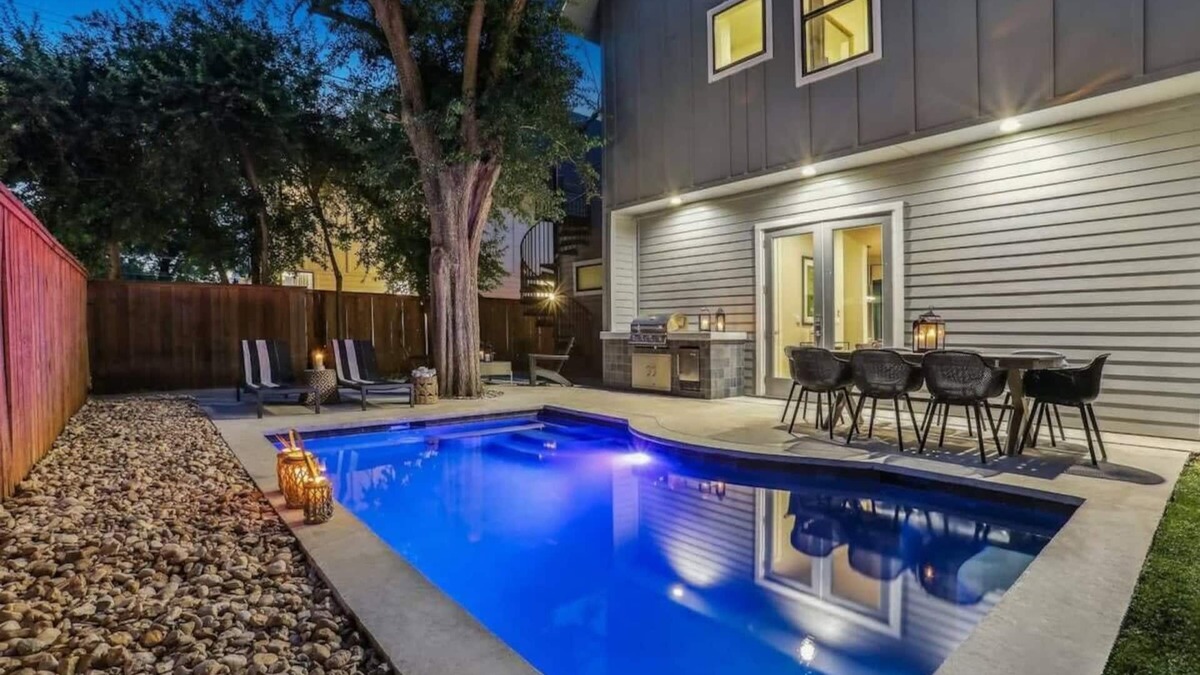 Govalle House | Spacious Sunlit Home | Heated Pool