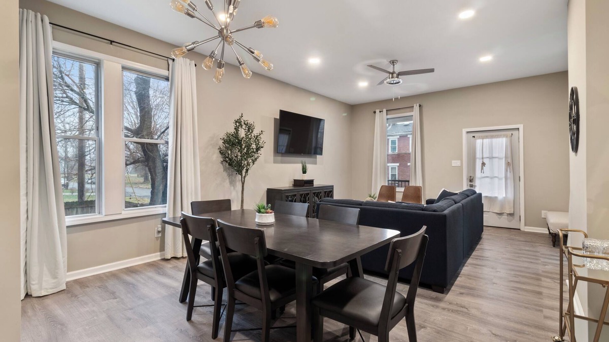 Columbia-Tusculum House | Spacious three bedroom ten min from downtown!