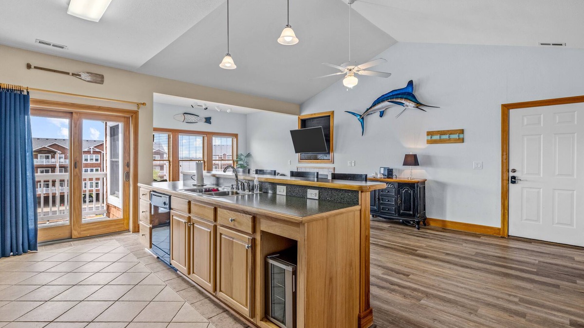 Manteo Condo | Spacious Top Floor Condo With Amazing Views
