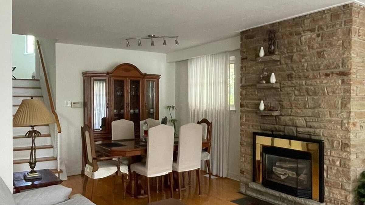 Guildwood Apartment | Spacious two bedroom main floor suite in Guildwood