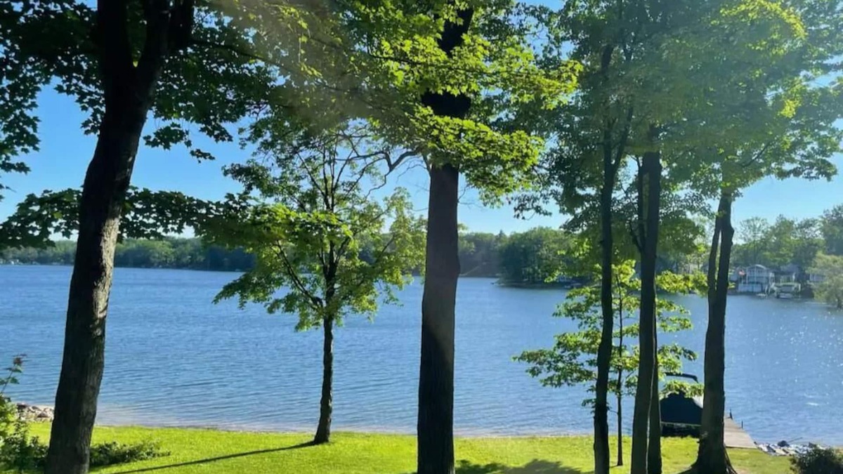 Harrison House | Spacious Updated Lakefront Getaway