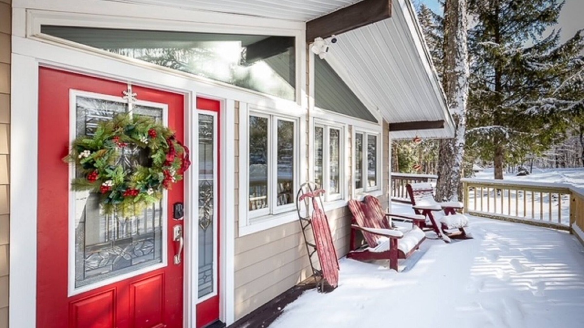 Killington House | Spacious Vermont Getaway 7 BR/4.5 BA - Close to Skiing - Biking - Golf - Hiking
